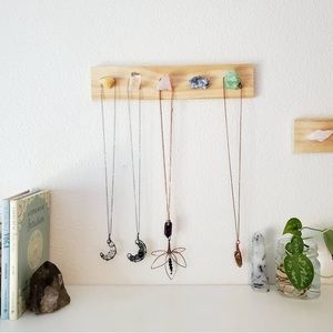 Crystal necklace hanger